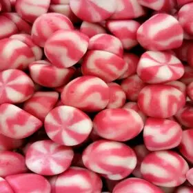 Strawberry Twist Kisses